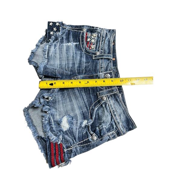 Miss Me American Flag Shorts Stars Stripes Sequin Crystals Cut Offs Sz 26 Bling - Picture 7 of 15